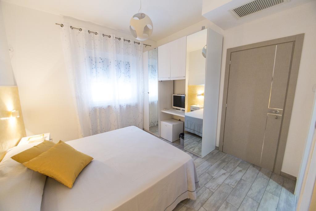 Orlando B&B Posto Rosso Cameră foto